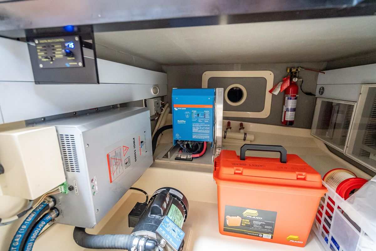 2018 Palm Beach Motor Yachts 50 