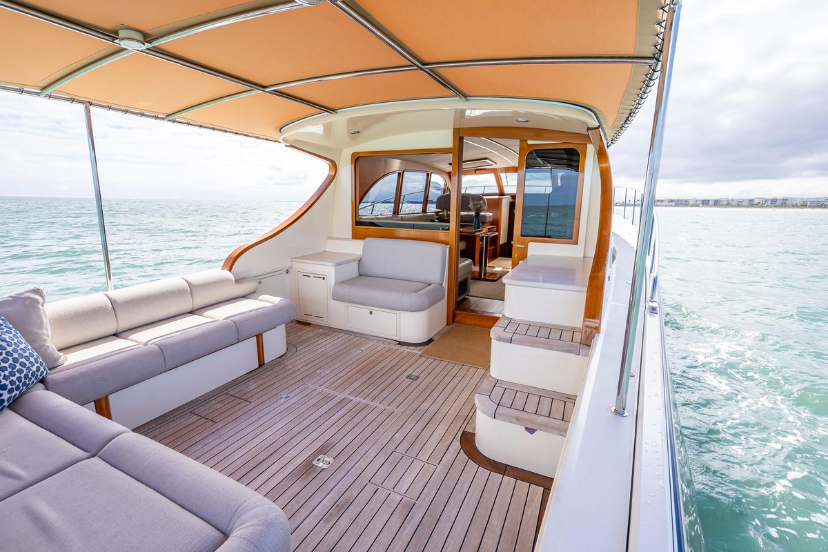 2018 Palm Beach Motor Yachts 50 