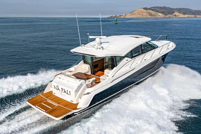 Tiara Yachts 53 Coupe