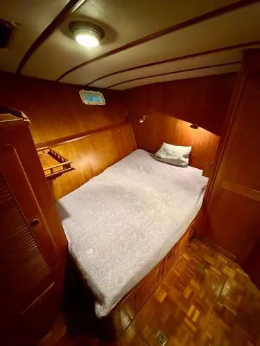 Ocean Jewel Yacht Photos Pics 1981 Ocean Alexander Mk1 - Image 24