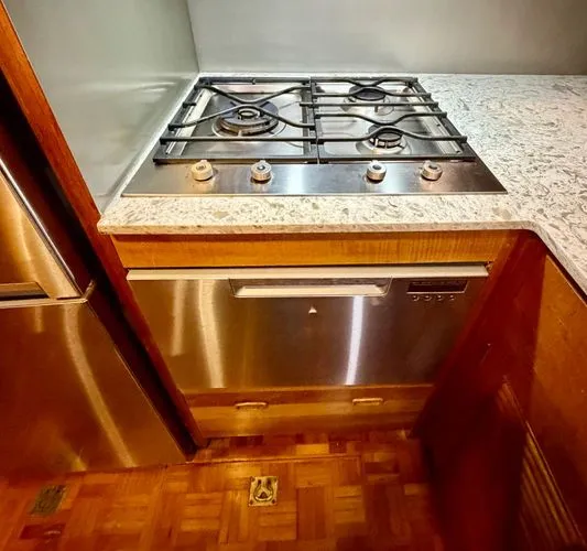 Ocean Jewel Yacht Photos Pics 1981 Ocean Alexander Mk1 - Image 17