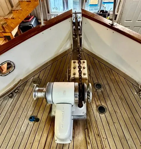 Ocean Jewel Yacht Photos Pics 1981 Ocean Alexander Mk1 - Image 11