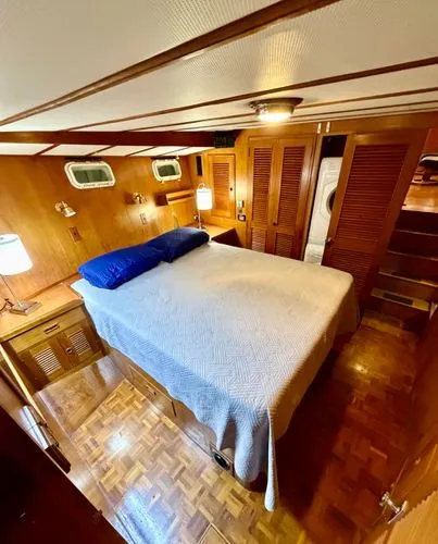 Ocean Jewel Yacht Photos Pics 1981 Ocean Alexander Mk1 - Image 21