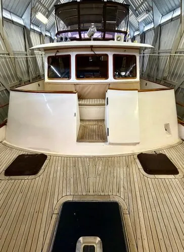 Ocean Jewel Yacht Photos Pics 1981 Ocean Alexander Mk1 - Image 9