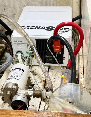 Ocean Jewel Yacht Photos Pics 1981 Ocean Alexander Mk1 - Image 31