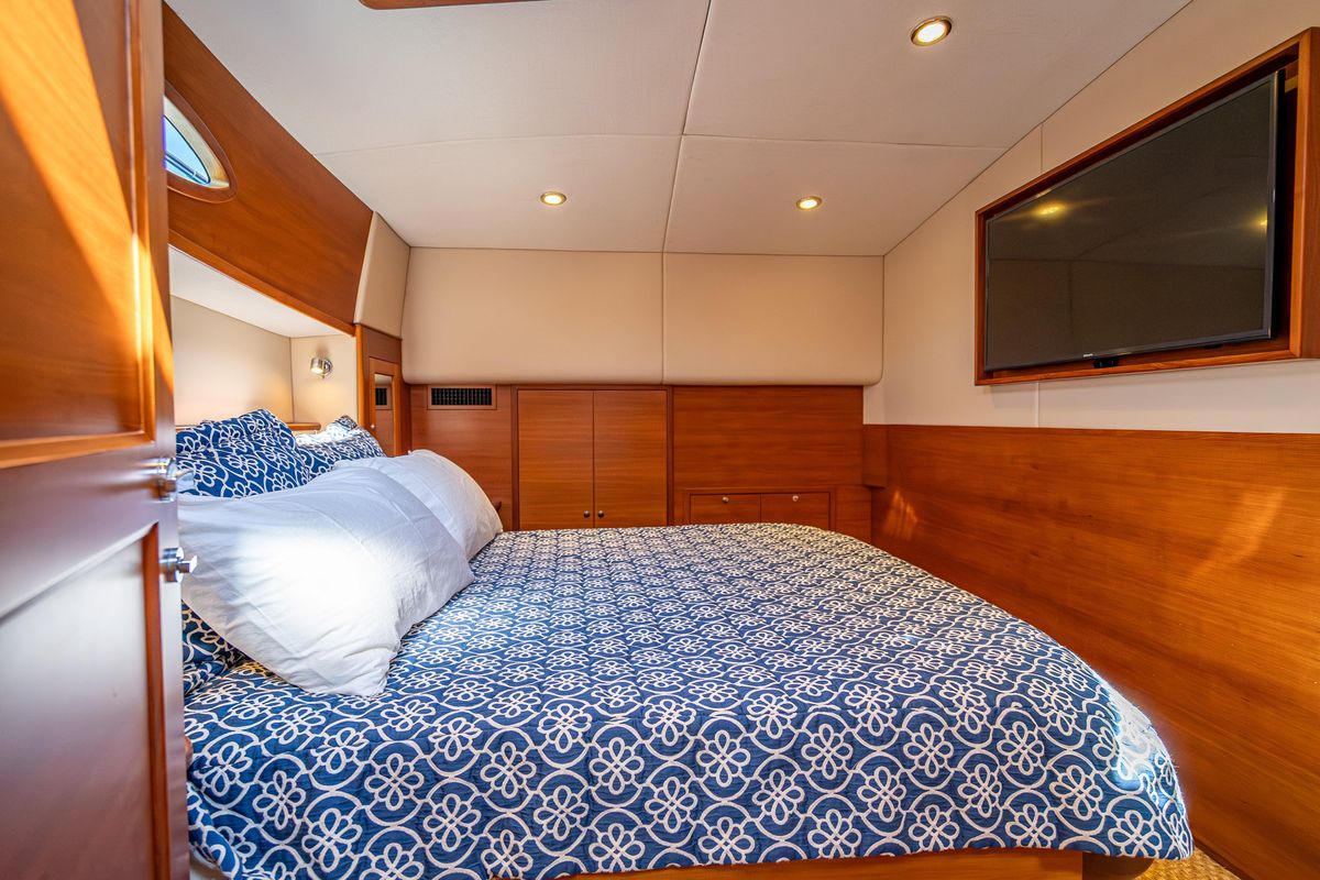 2018 Palm Beach Motor Yachts 55 