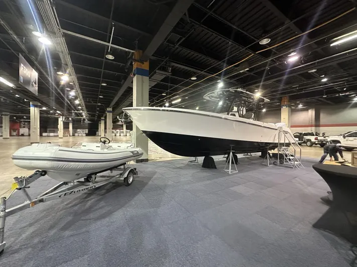  Yacht Photos Pics Custom Black Edition