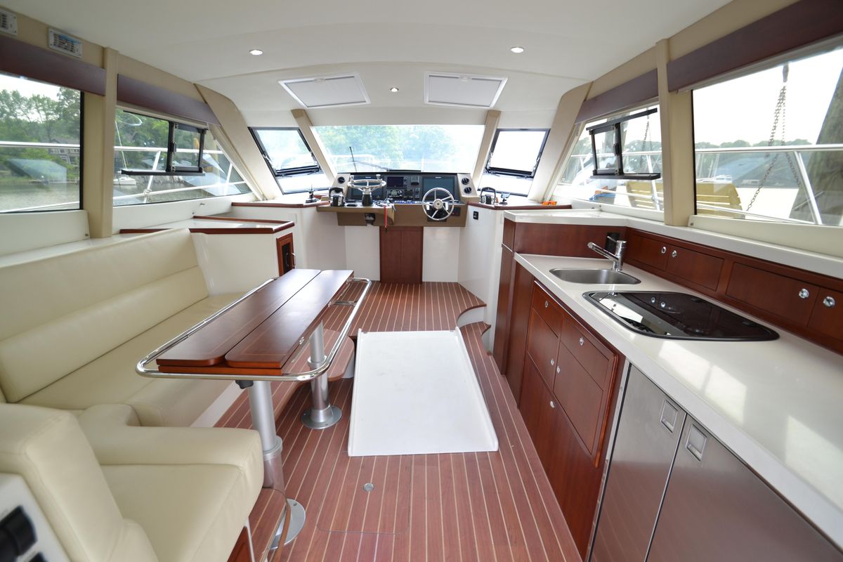 2022 ArrowCat 42 