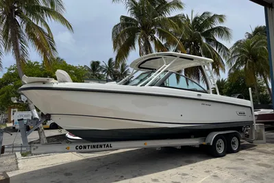 Boston Whaler 270 Vantage