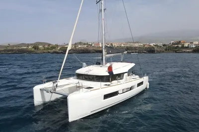 2020 Lagoon 40