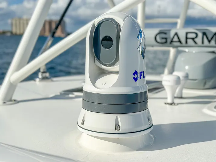 A Salt Weapon Yacht Photos Pics FLIR camera on 2022 SeaVee 450z boat deck with Garmin equipment.