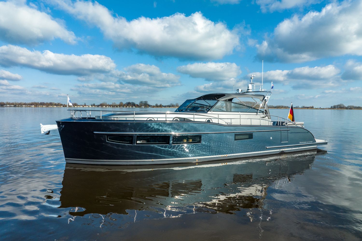 2023 Boarncruiser 42 Lounge