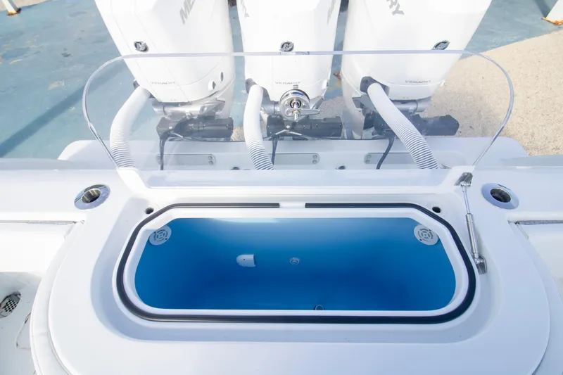  Yacht Photos Pics 2026 Invincible 39 Open Fisherman boat with triple Mercury engines and livewell.