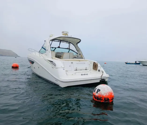 Knot On Call Yacht Photos Pics 