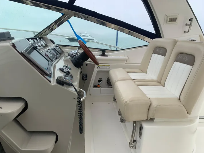 Knot On Call Yacht Photos Pics 