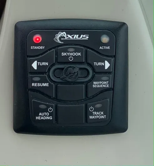 Knot On Call Yacht Photos Pics 