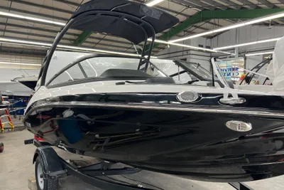 Yamaha Boats 195S