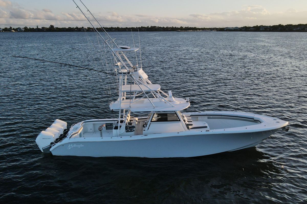 2019 Yellowfin 42 