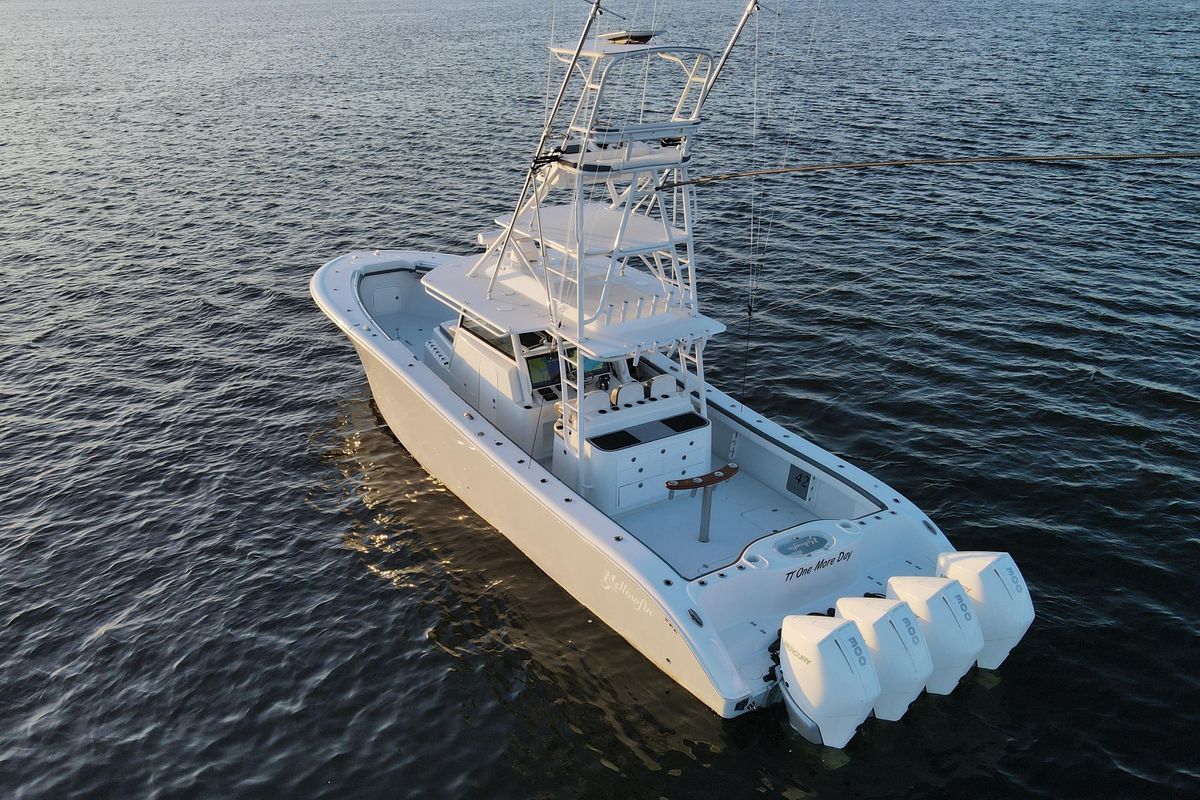 2019 Yellowfin 42 