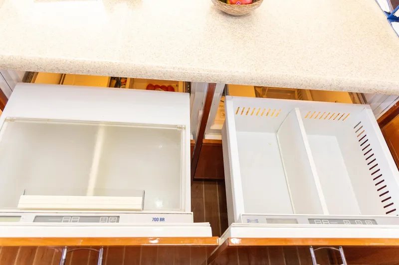 Pecado Yacht Photos Pics 