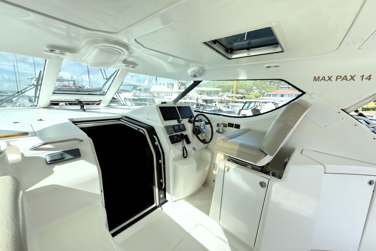 2006 Tiara Yachts 43 