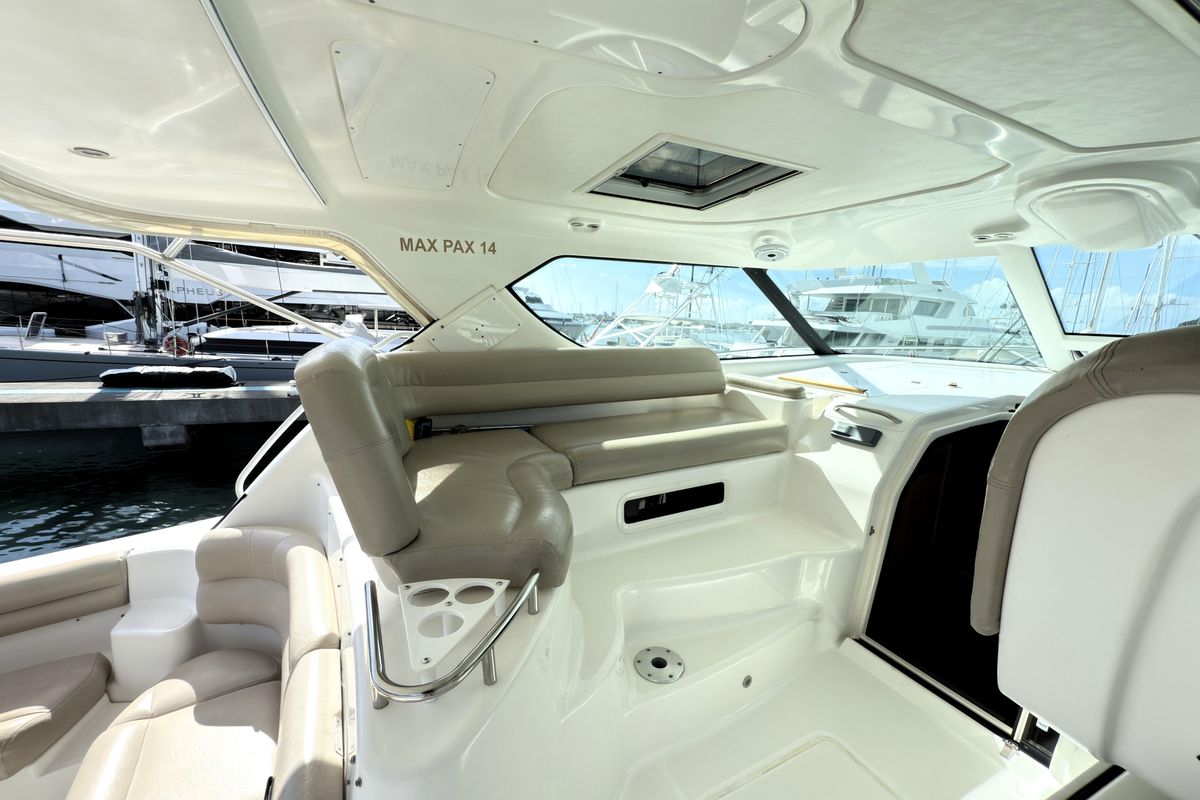 2006 Tiara Yachts 43 