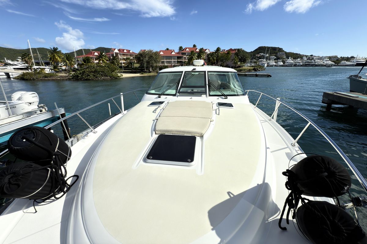 2006 Tiara Yachts 43 