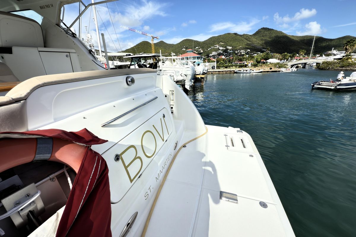 2006 Tiara Yachts 43 