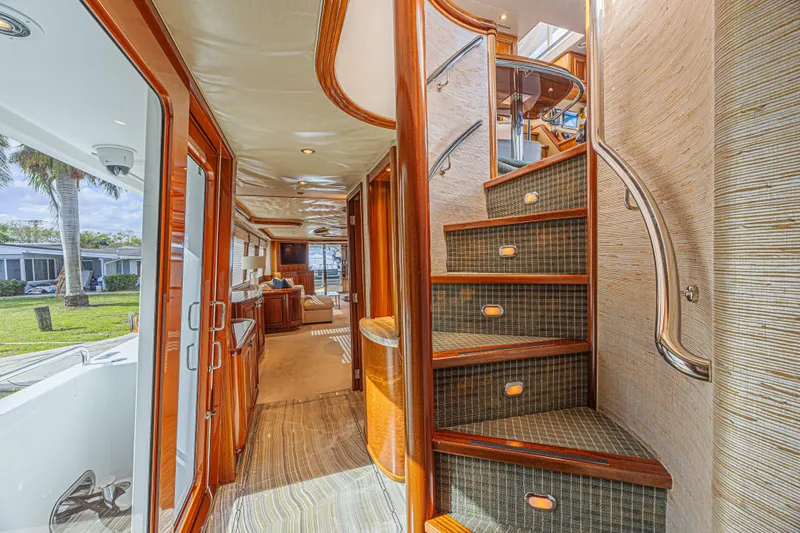 Cerca Trova Yacht Photos Pics Luxurious interior of 2011 Westport 112 yacht with elegant staircase and modern design.