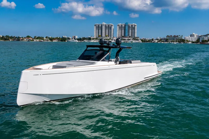 Sero Yacht Photos Pics 