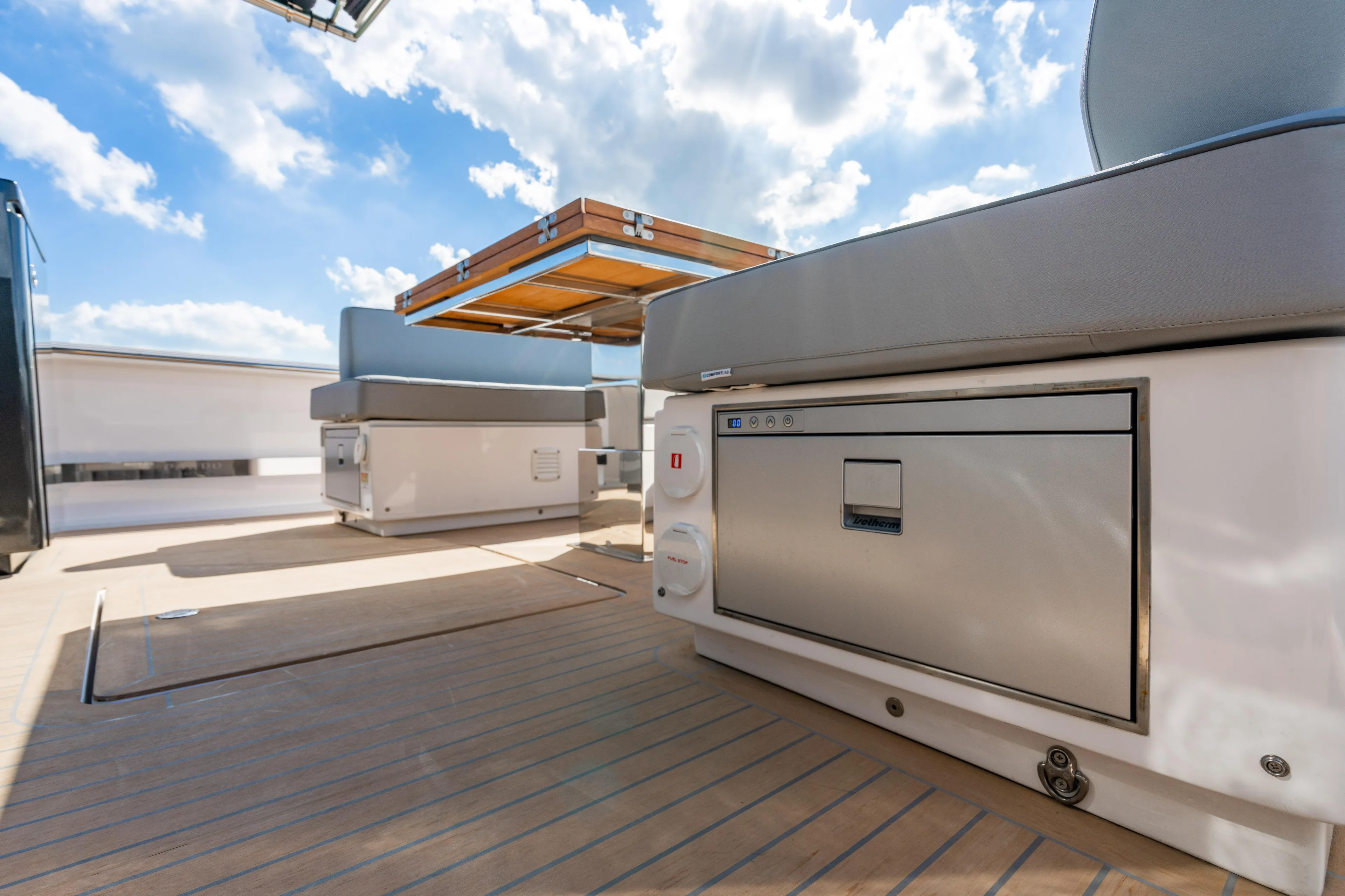 Sero Yacht Photos Pics 