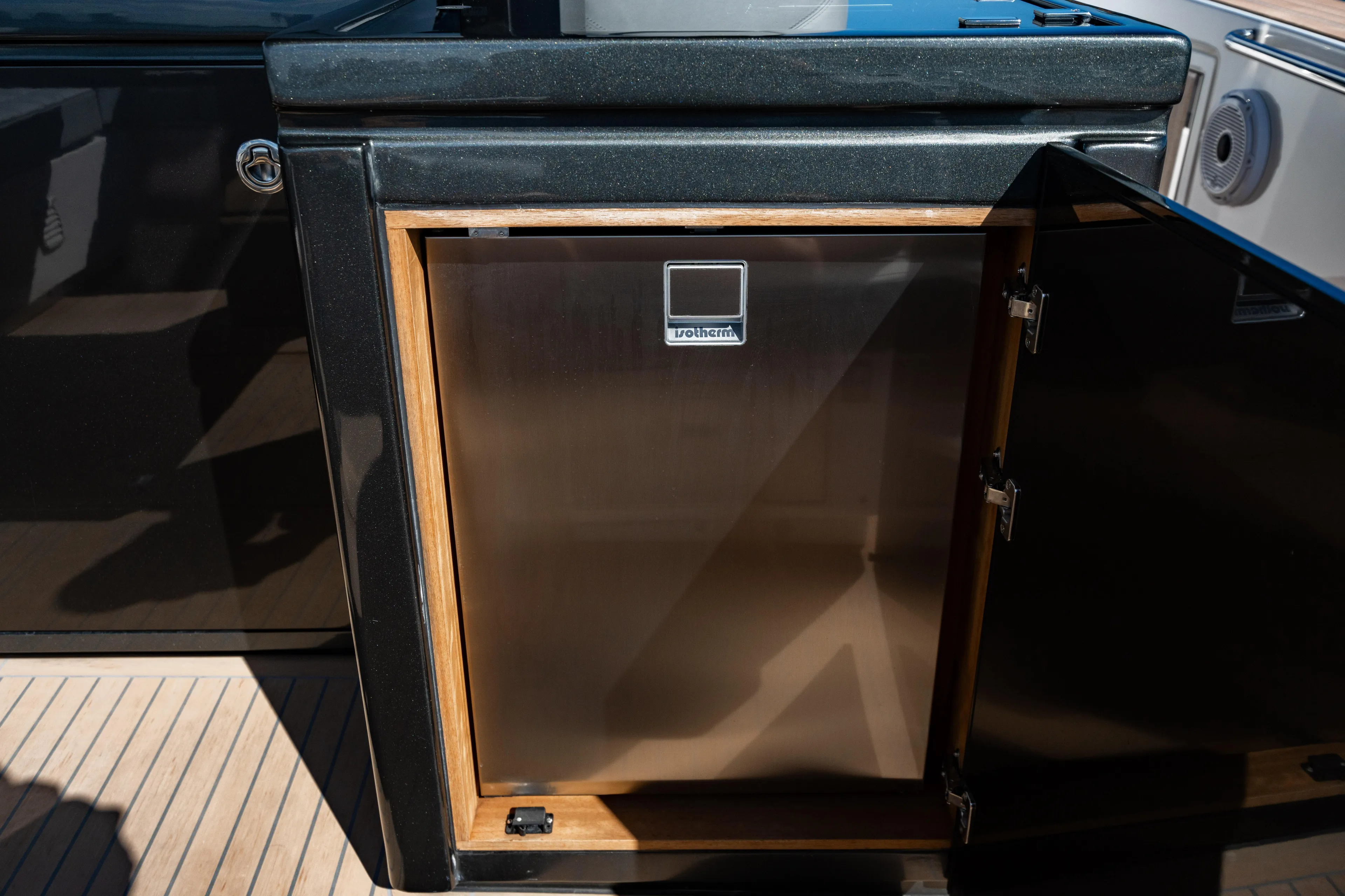 Sero Yacht Photos Pics 