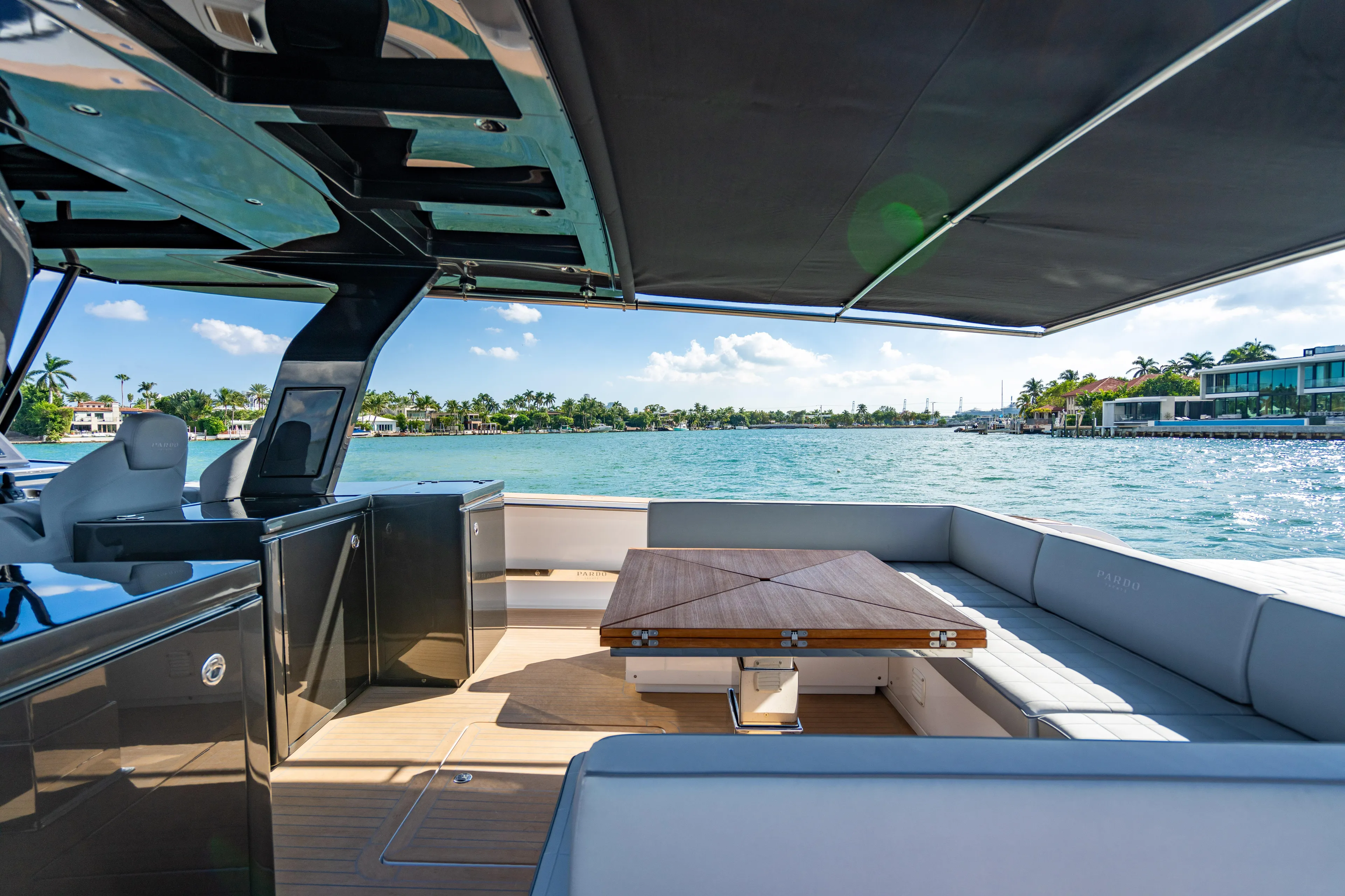 Sero Yacht Photos Pics 