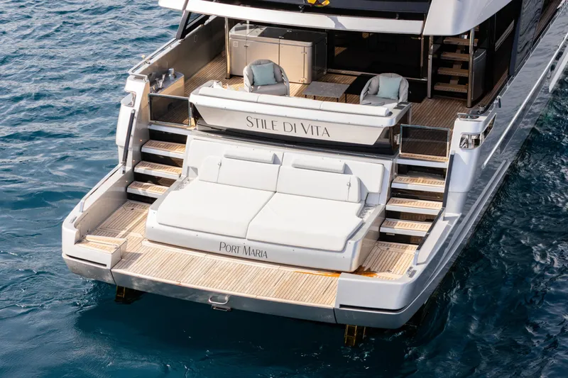 Stile Di Vita Yacht Photos Pics 