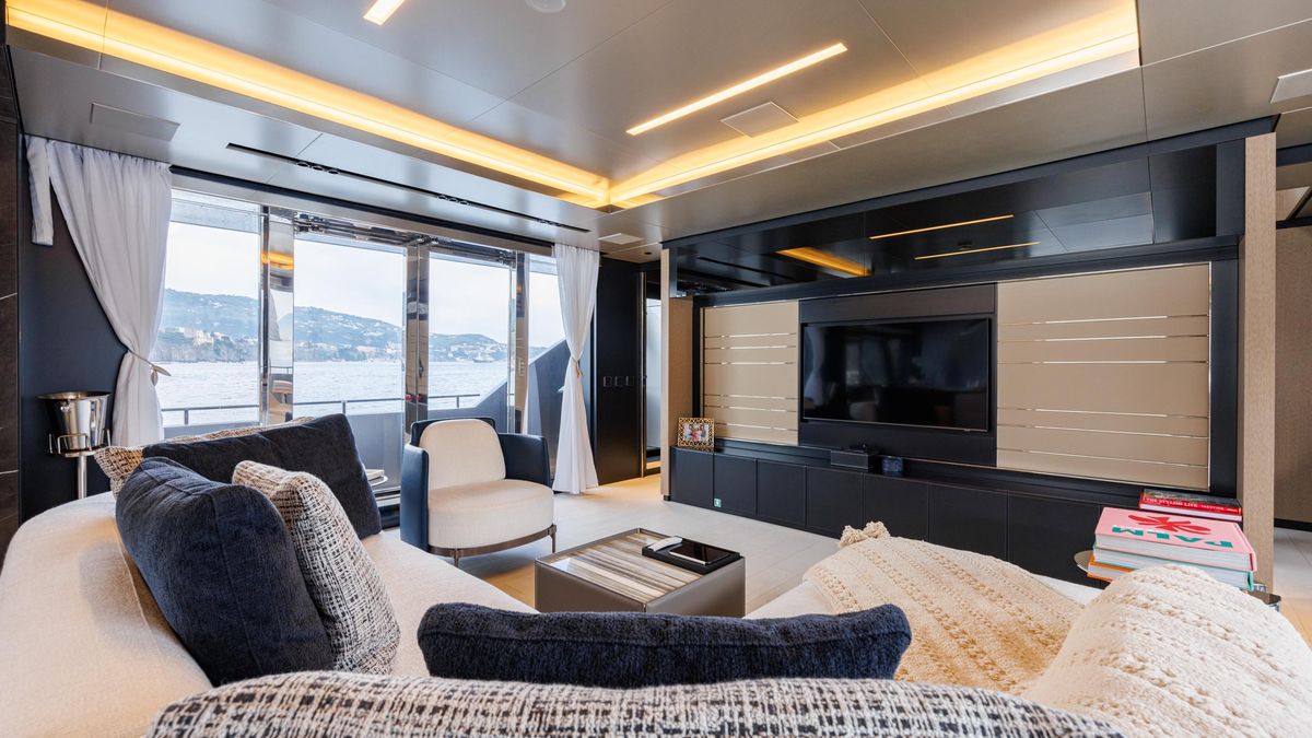 2023 Riva 99 