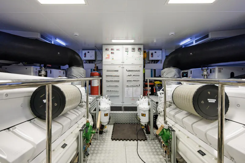 Stile Di Vita Yacht Photos Pics 