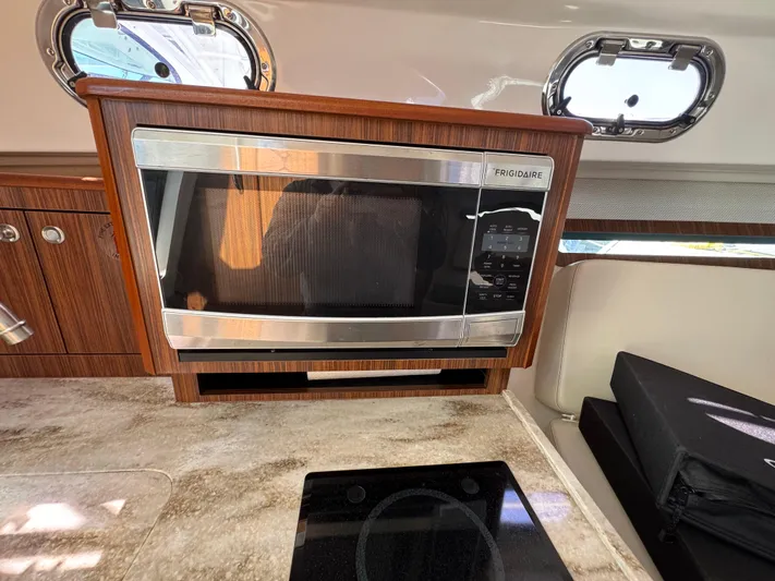 In Love Again Yacht Photos Pics 