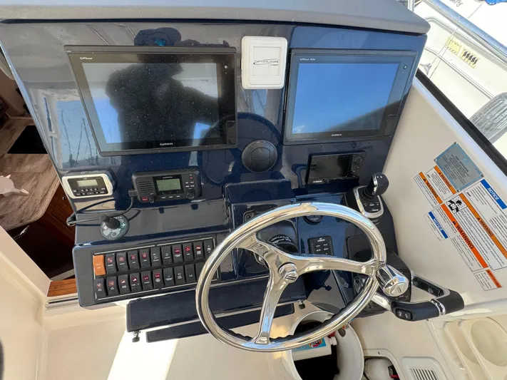 In Love Again Yacht Photos Pics 