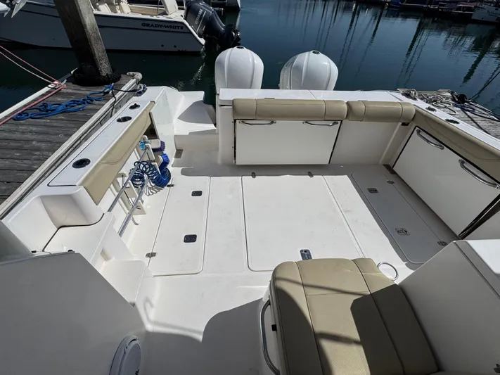 In Love Again Yacht Photos Pics 