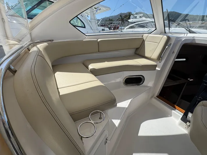 In Love Again Yacht Photos Pics 