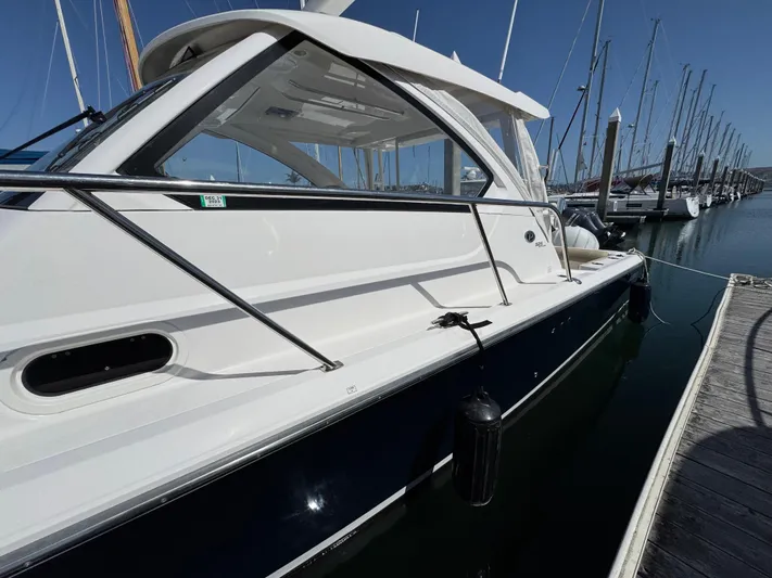 In Love Again Yacht Photos Pics 