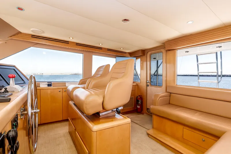 Grunt Yacht Photos Pics 