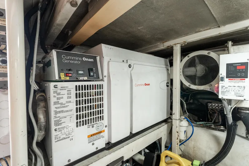 Grunt Yacht Photos Pics 