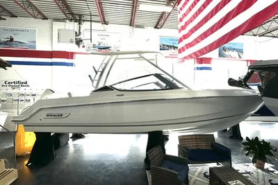 Boston Whaler 240 Vantage