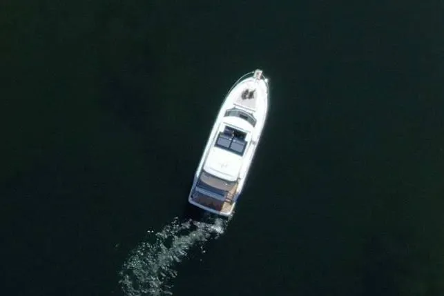 Somedays Here Yacht Photos Pics Manufacturer Provided Image