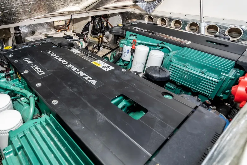 Jesse Girl Yacht Photos Pics Engine compartment of a 2005 Carolina Classic 28 with Volvo Penta D4-260 engines.
