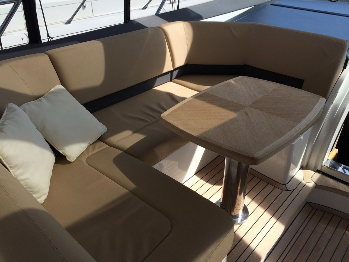 2008 Princess 52 