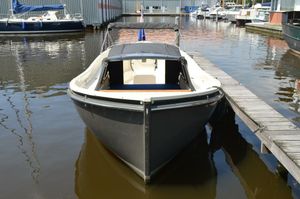 2005 Seafury 730