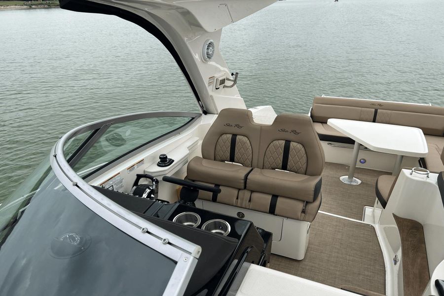 2018 Sea Ray 350 Sundancer