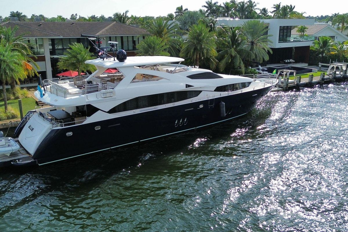 2011 Sunseeker 111 